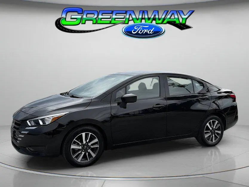 2024 Nissan Versa SV