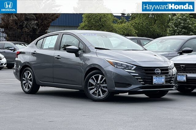2025 Nissan Versa SV