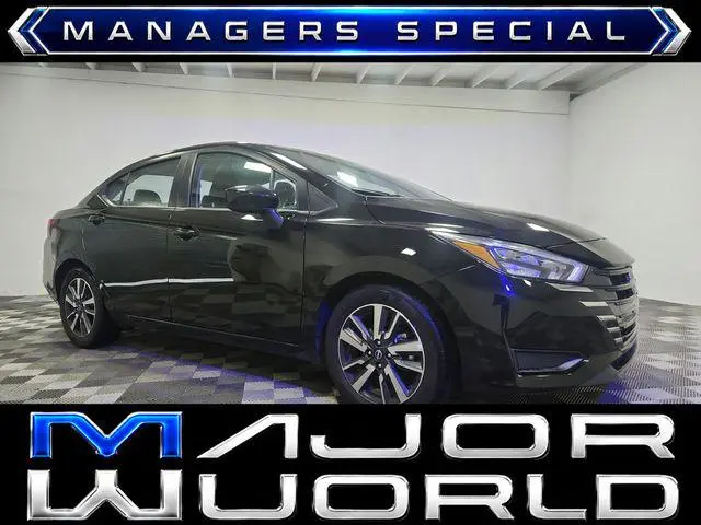 2025 Nissan Versa SV