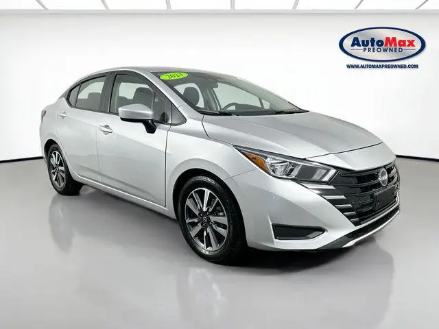 2023 Nissan Versa SV