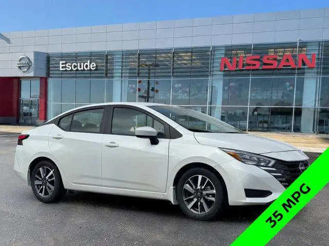 2025 Nissan Versa SV