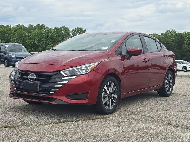 2024 Nissan Versa SV