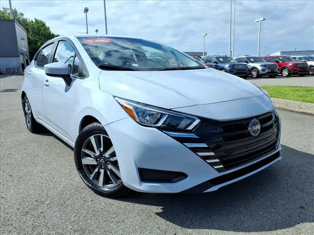 2024 Nissan Versa SV
