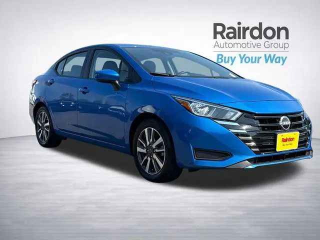 2023 Nissan Versa SV