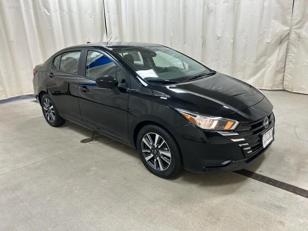 2024 Nissan Versa SV