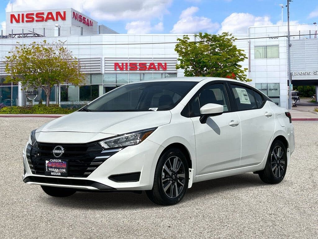 2025 Nissan Versa SV