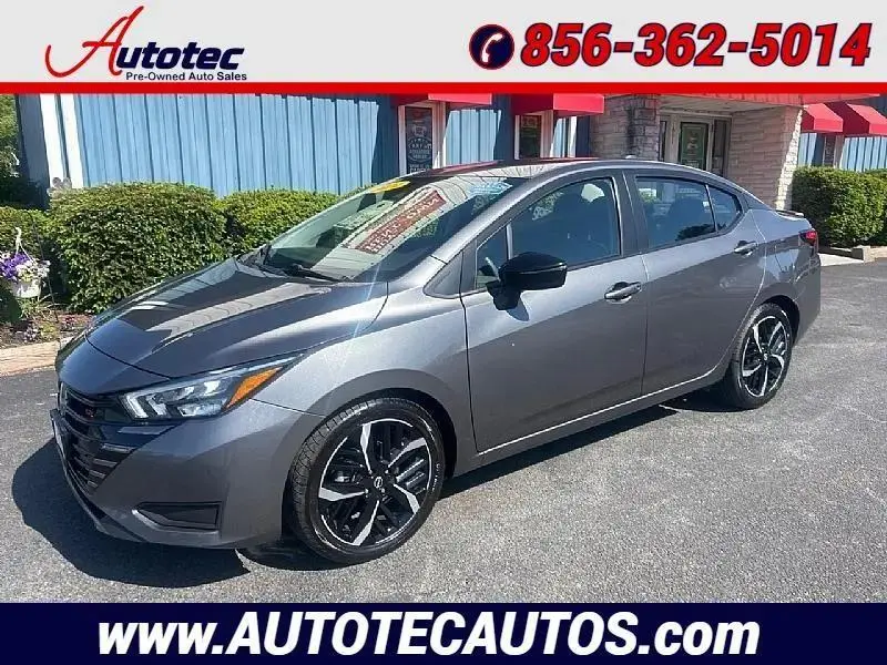 2024 Nissan Versa SR