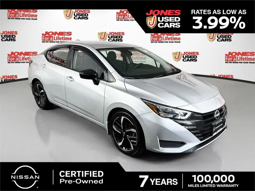 2024 Nissan Versa SR