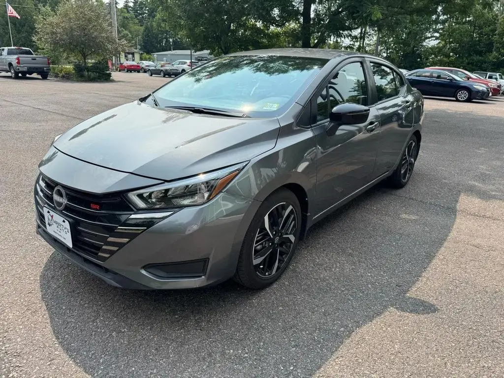 2025 Nissan Versa 1.6 S