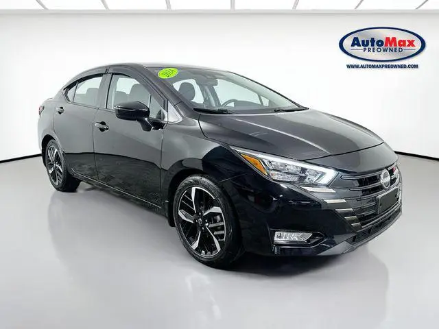 2024 Nissan Versa SR