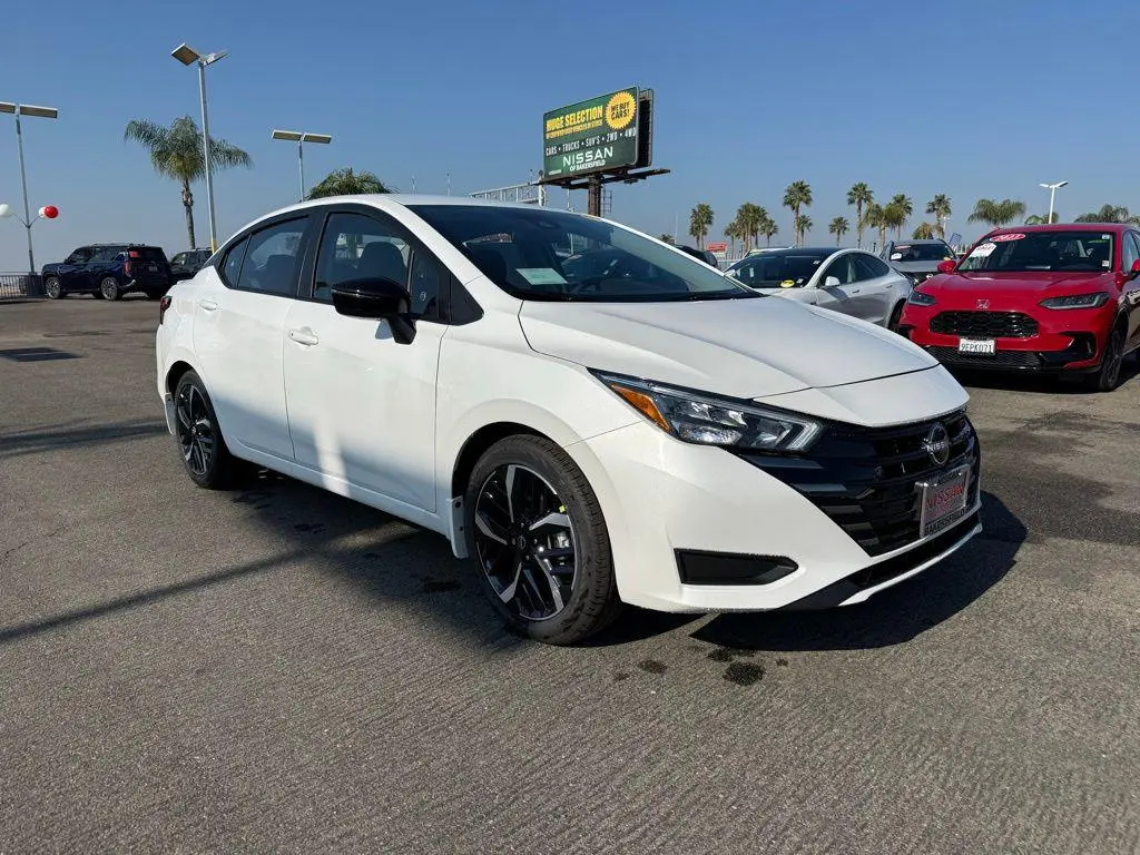 2025 Nissan Versa 1.6 S