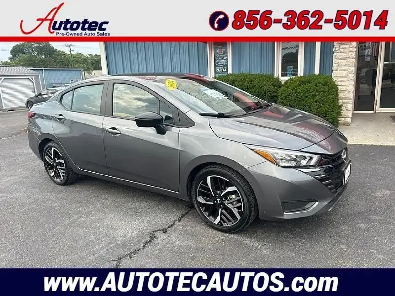 2024 Nissan Versa SR