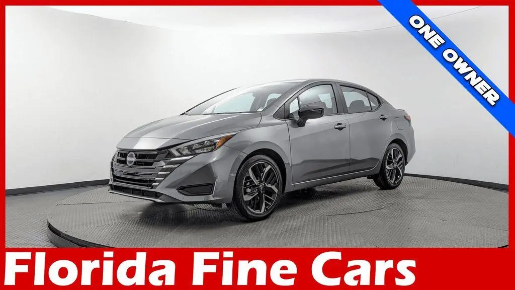 2025 Nissan Versa 1.6 SR
