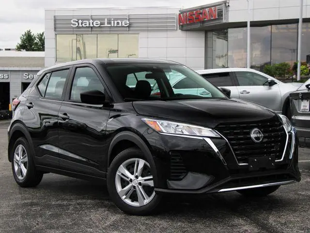 2025 Nissan Kicks Play S