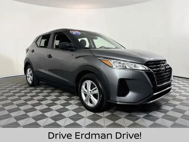2025 Nissan Kicks Play S