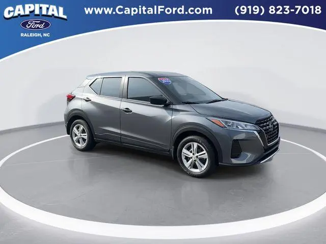 2025 Nissan Kicks Play S