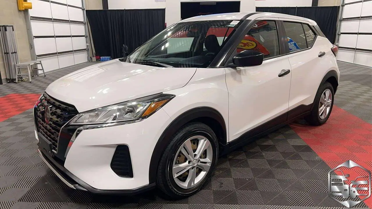2021 Nissan Kicks S