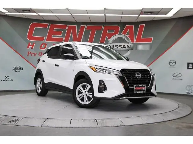 2025 Nissan Kicks Play S