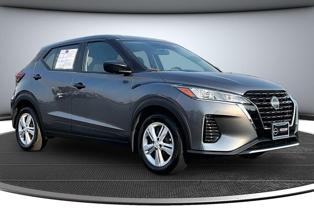 2023 Nissan Kicks S
