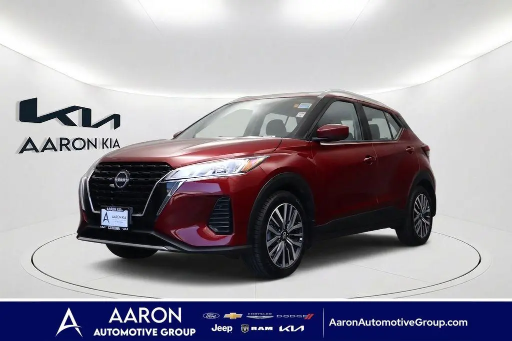 2023 Nissan Kicks SV