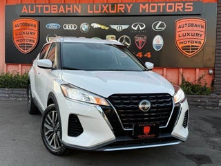 2022 Nissan Kicks SV