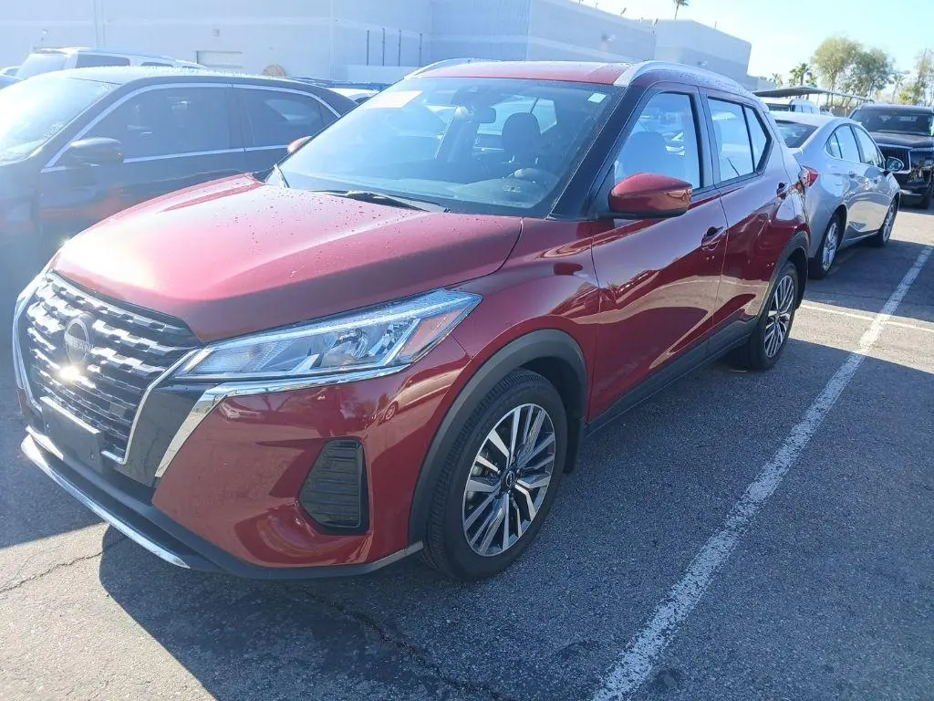 2022 Nissan Kicks SV