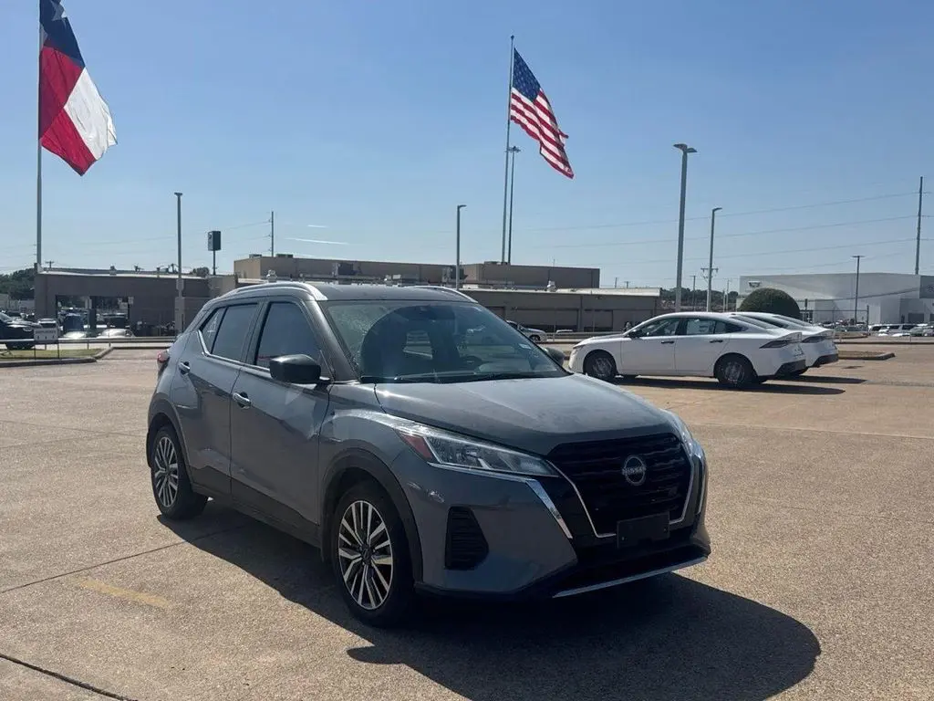 2024 Nissan Kicks SV