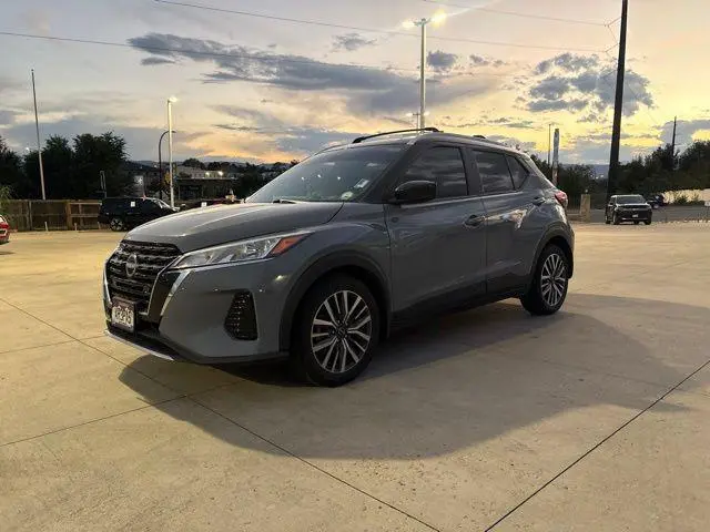 2023 Nissan Kicks SV