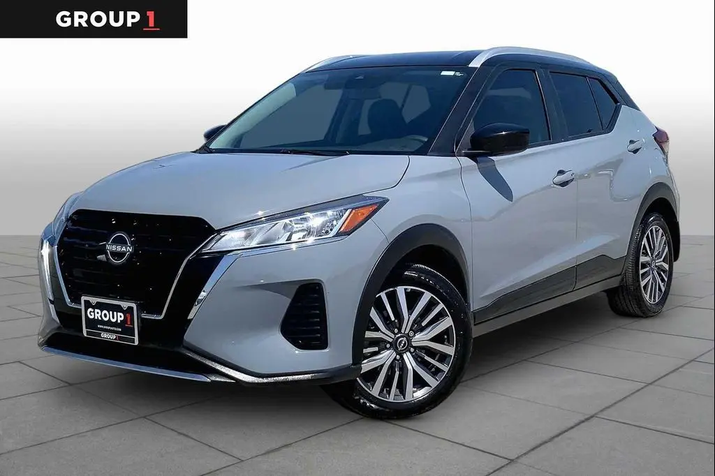 2023 Nissan Kicks SV