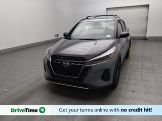2021 Nissan Kicks SR