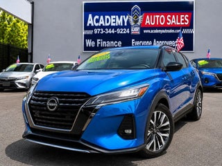 2024 Nissan Kicks SR