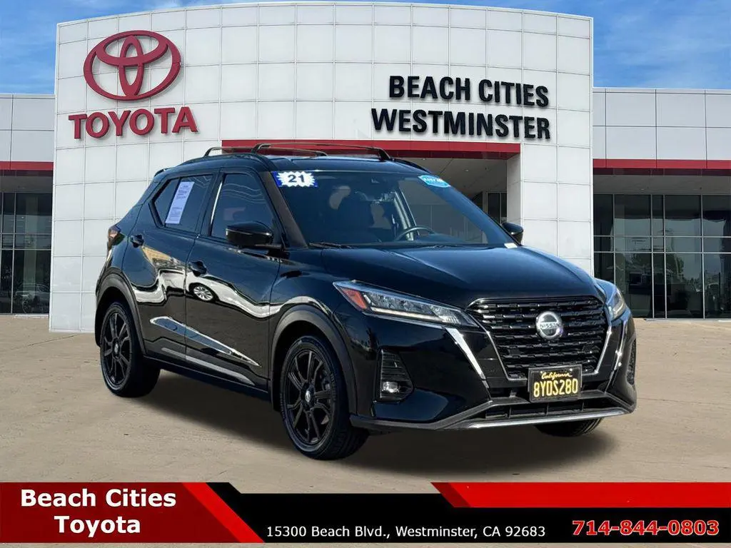 2021 Nissan Kicks SR