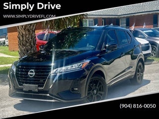 2023 Nissan Kicks SR