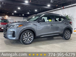 2024 Nissan Kicks SR