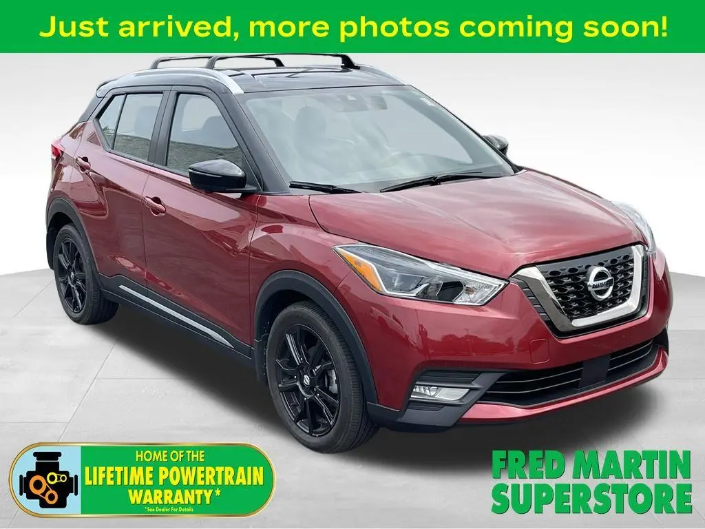 2020 Nissan Kicks SR