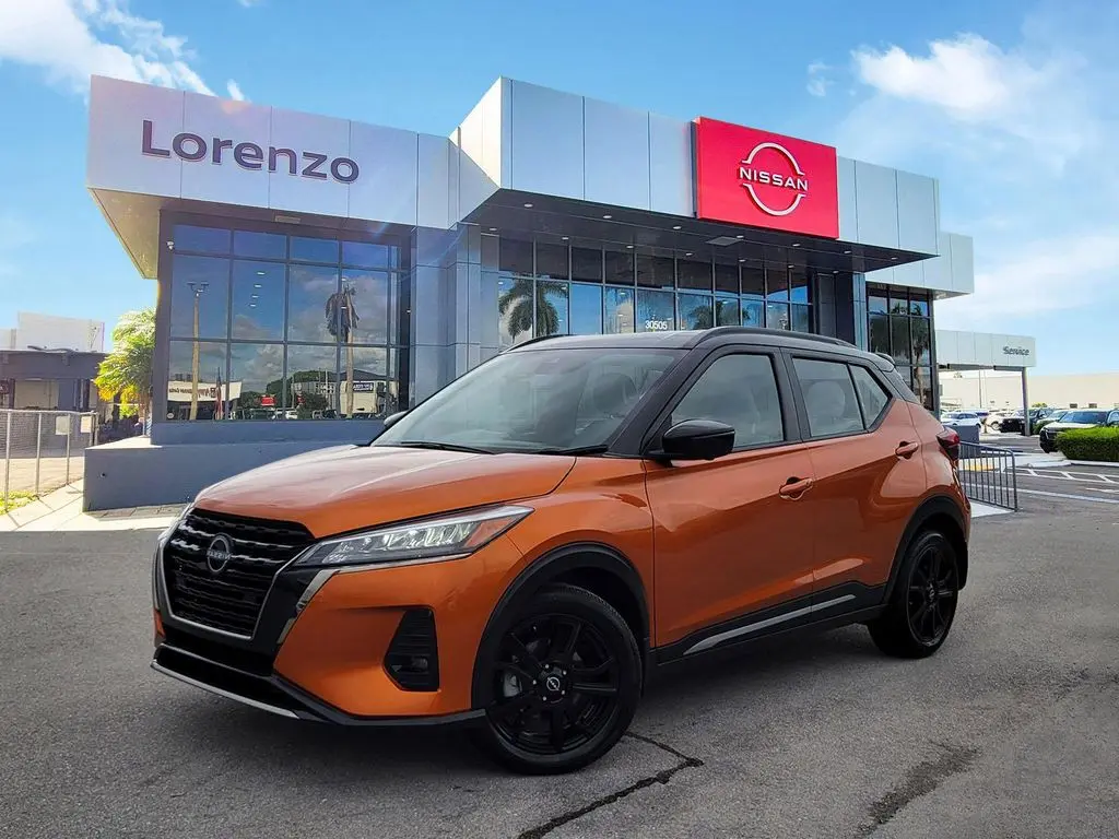 2024 Nissan Kicks SR
