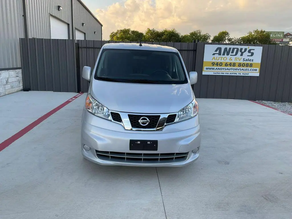 2020 Nissan NV200 SV