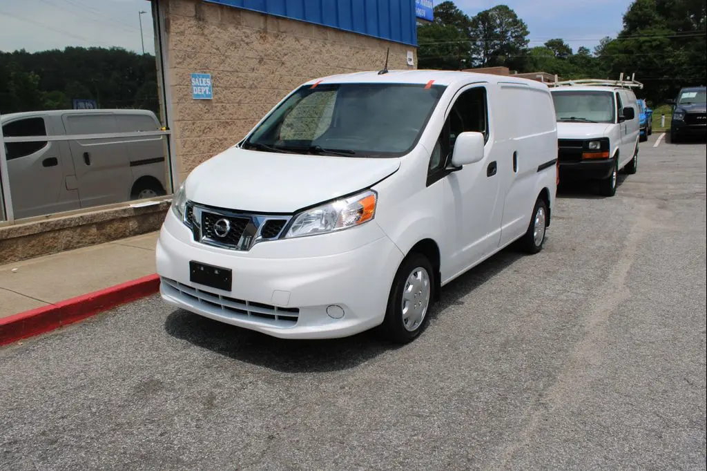 2017 Nissan NV200 SV