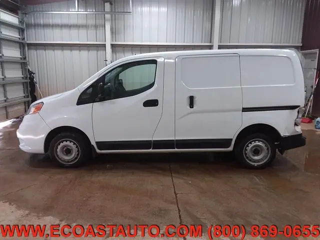 2020 Nissan NV200 SV