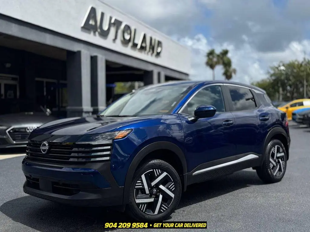 2025 Nissan Kicks SV
