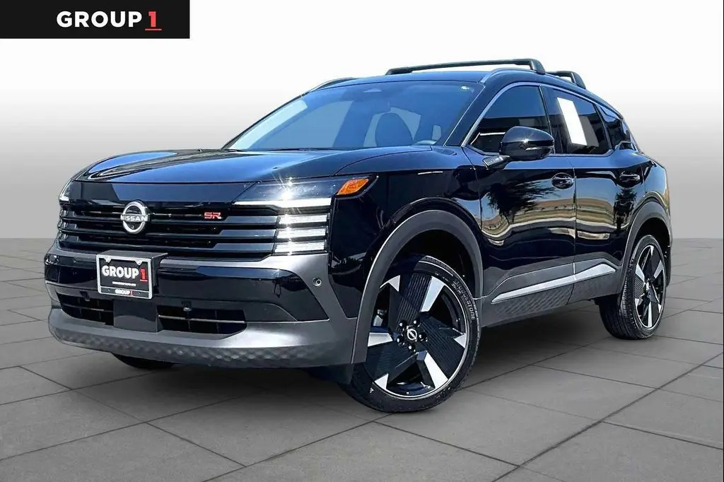 2026 Nissan Kicks SR