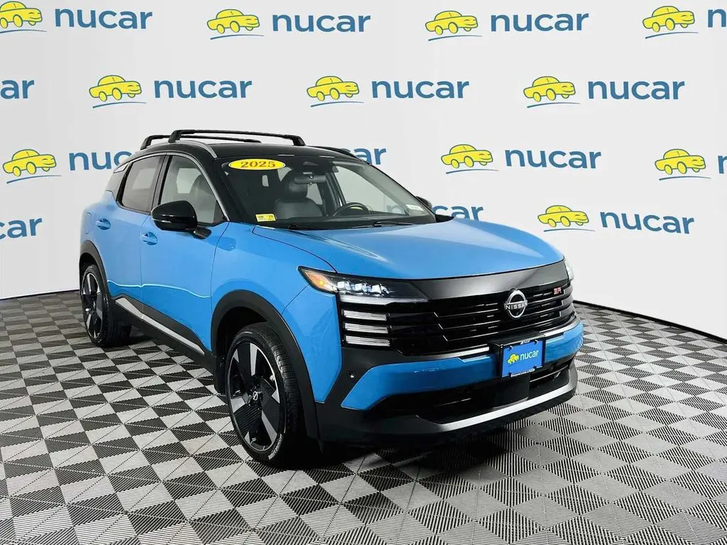 2025 Nissan Kicks SR