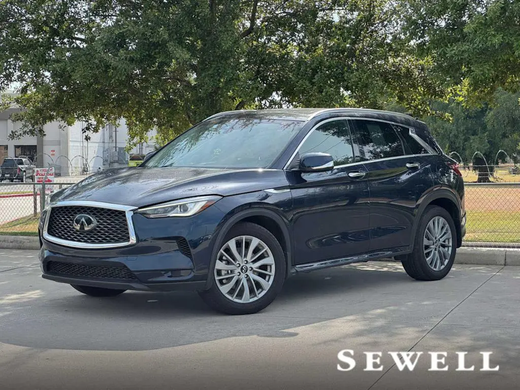 2025 Infiniti QX50 Luxe