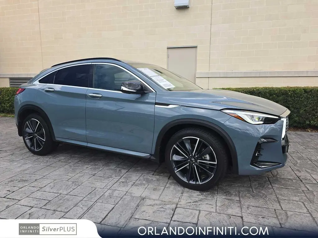 2023 Infiniti QX55 Essential