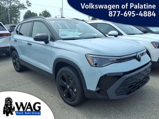 2026 Volkswagen Taos SE Black
