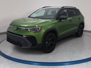 2026 Volkswagen Taos SE Black