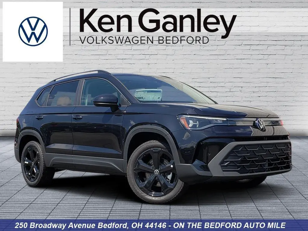 2026 Volkswagen Taos SE Black