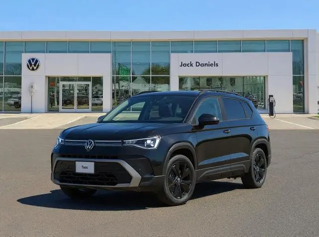 2026 Volkswagen Taos SE Black