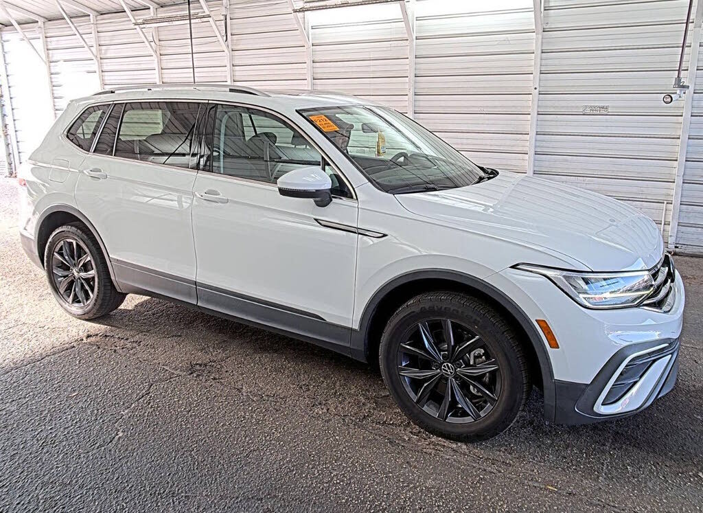 2022 Volkswagen Tiguan SE