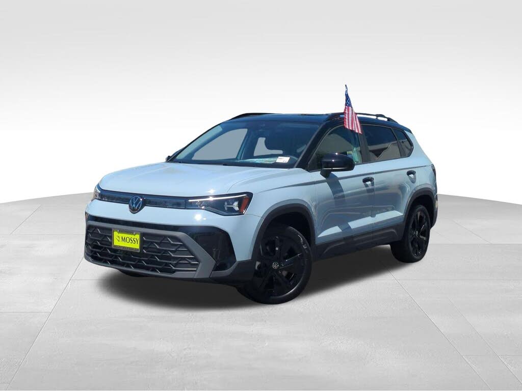 2026 Volkswagen Taos SE Black